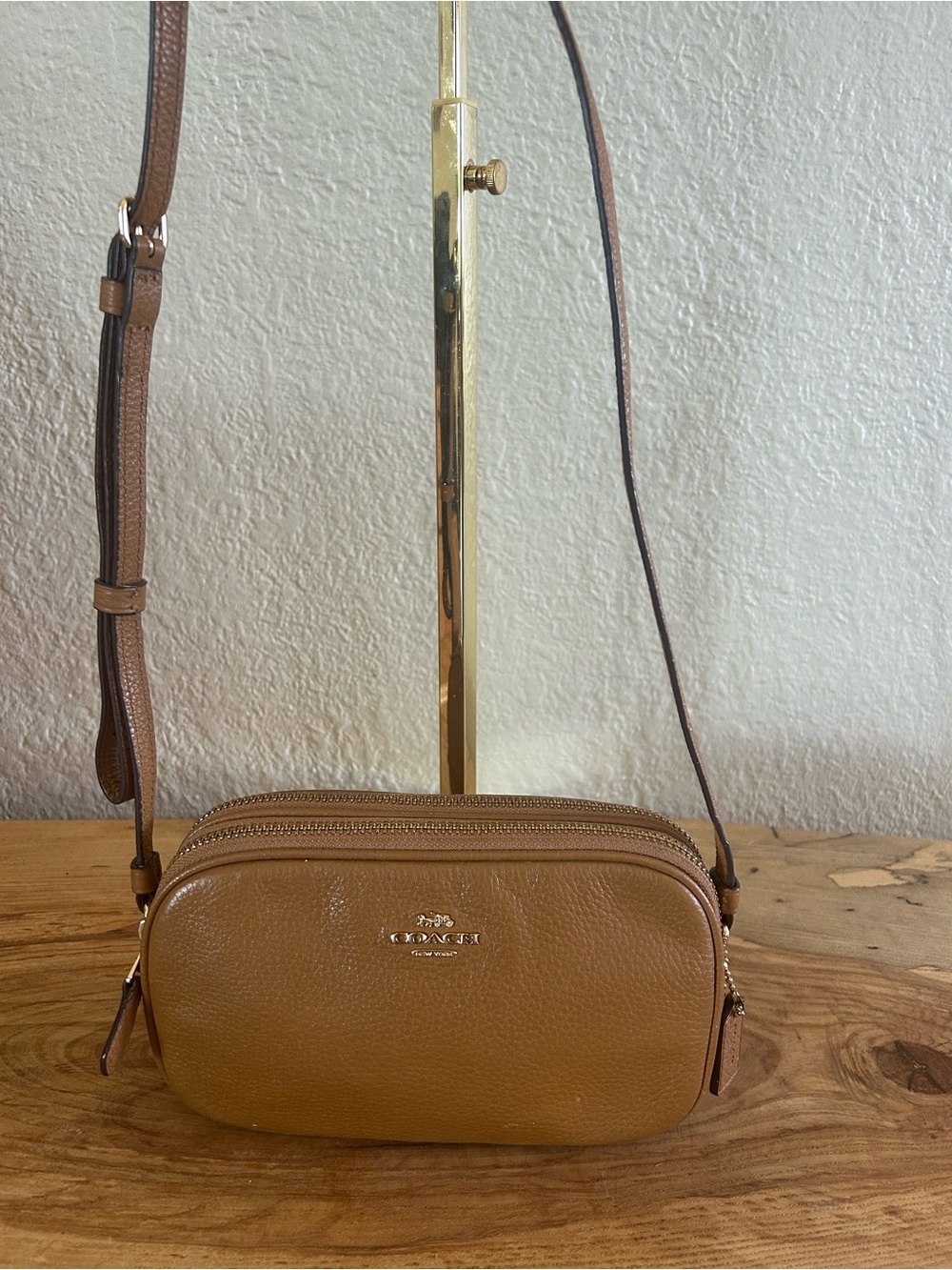 Coach F30259 Double Zip Crossbody Pouch Pebbled Leather Light Saddle Gold HW